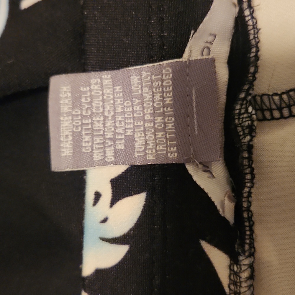 Skirt - Picture 3 of 3